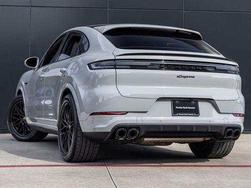 2026 Porsche Cayenne Cayenne E-Hybrid