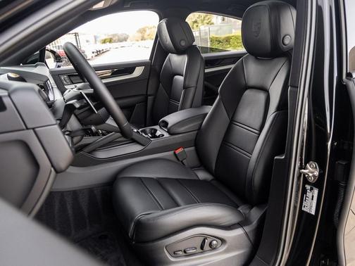 2026 Porsche Cayenne S