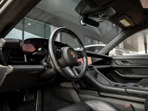 2023 Porsche Taycan GTS