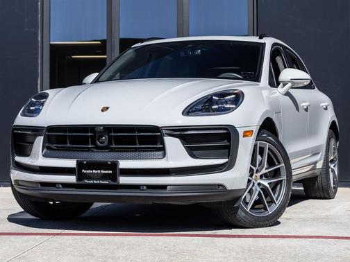 2023 Porsche Macan 