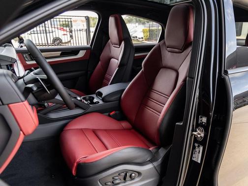 2026 Porsche Cayenne Cayenne E-Hybrid