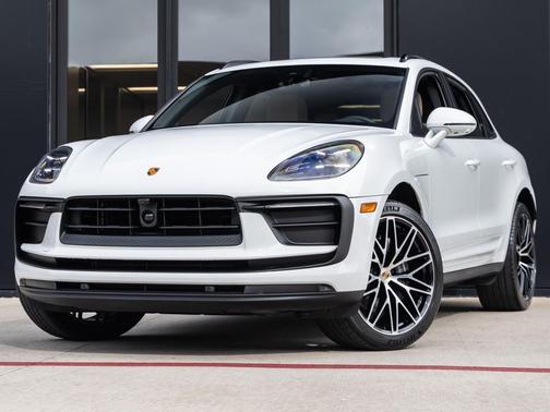 2025 Porsche Macan T