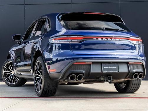 2023 Porsche Macan Base