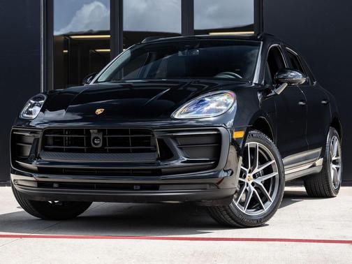 2025 Porsche Macan T