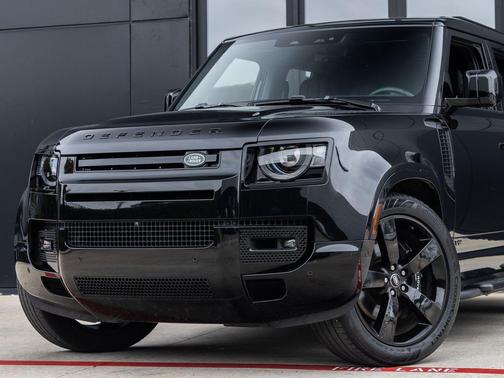 Santorini Black Metallic 2025 Land Rover Defender V8