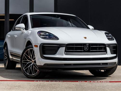 Carrara White Metallic 2026 Porsche Macan Macan