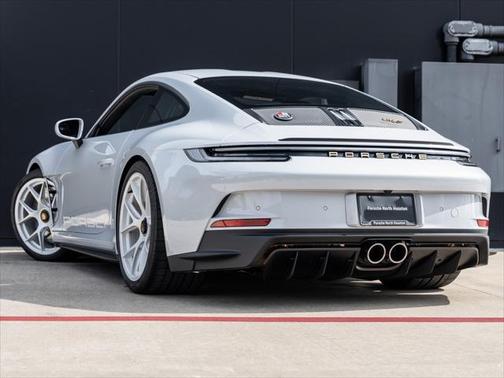 2024 Porsche 911 S/T