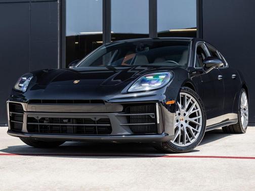 2025 Porsche Panamera 