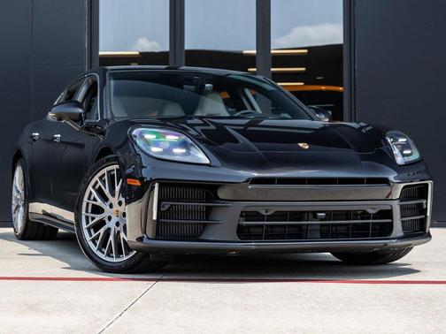 2025 Porsche Panamera 