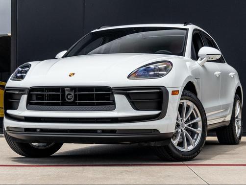 2025 Porsche Macan T