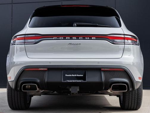 2025 Porsche Macan 