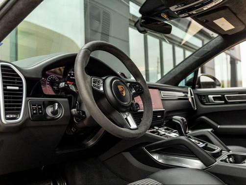2020 Porsche Cayenne Turbo