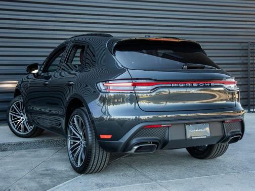 2025 Porsche Macan