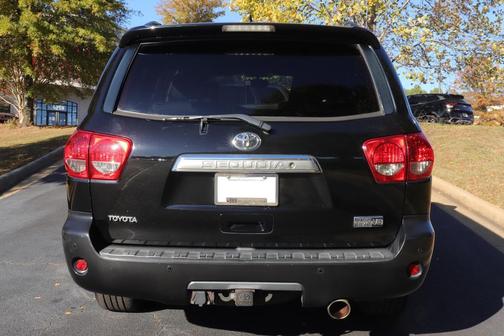 2010 Toyota Sequoia Platinum