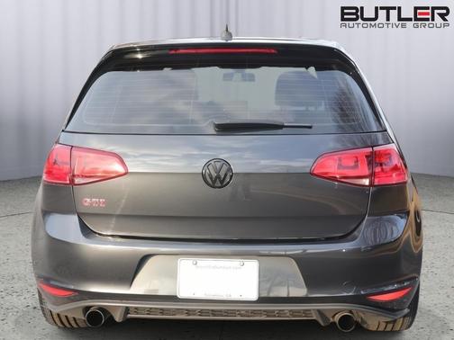 2016 Volkswagen Golf GTI 2.0T Autobahn w/Performance Package 4-Door