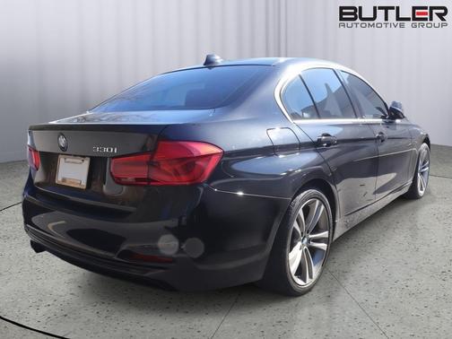2018 BMW 330 330i
