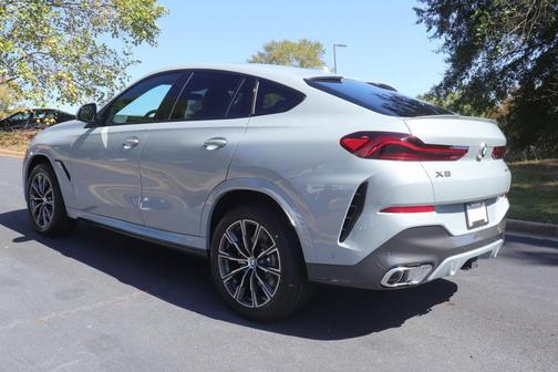 2026 BMW X6 xDrive40i