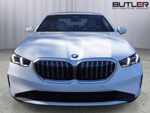2025 BMW 530 530i
