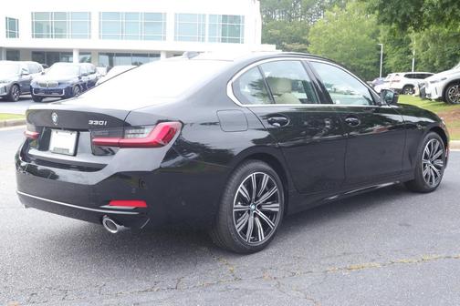 Jet Black 2026 BMW 330 330i