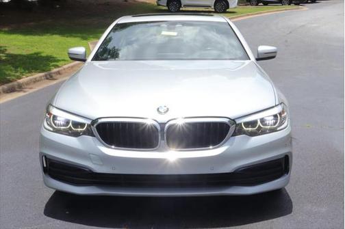 2019 BMW 530 530i
