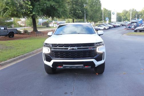 2022 Chevrolet Suburban 4WD Z71