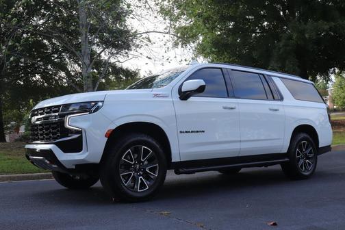 2022 Chevrolet Suburban 4WD Z71