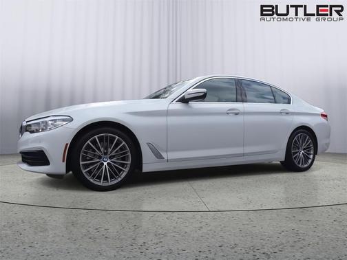 2019 BMW 530 530i