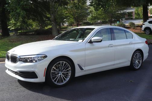 2019 BMW 530 530i