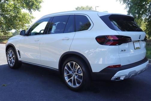 2026 BMW X5 PHEV xDrive50e