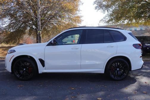 2026 BMW X5 M60i