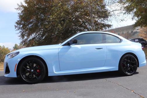 2026 BMW M240 i xDrive