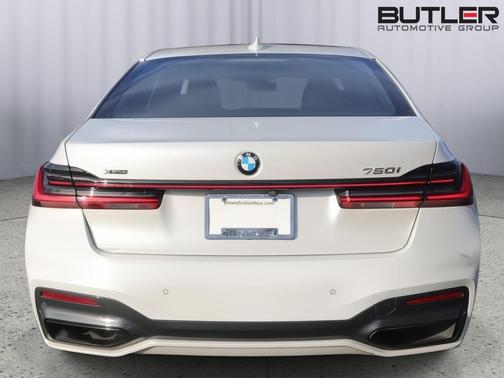 2020 BMW 750 i xDrive