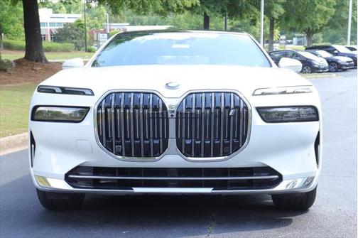 2025 BMW i7 eDrive50