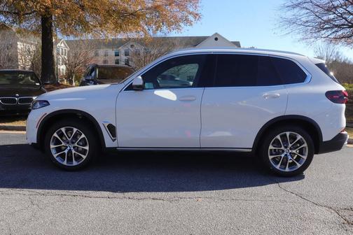Alpine White 2026 BMW X5 xDrive40i