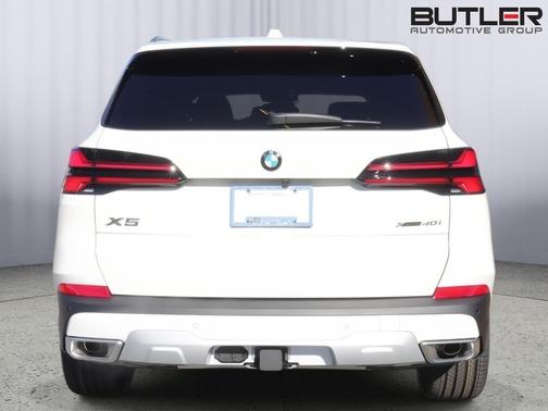Alpine White 2026 BMW X5 xDrive40i