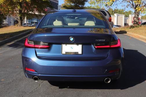2023 BMW 330 330i