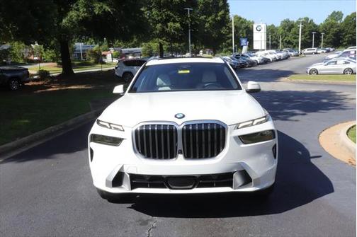 2026 BMW X7 xDrive40i