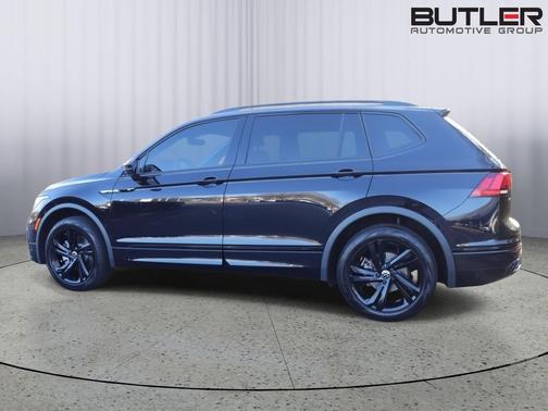 2024 Volkswagen Tiguan 2.0T SE R-Line Black