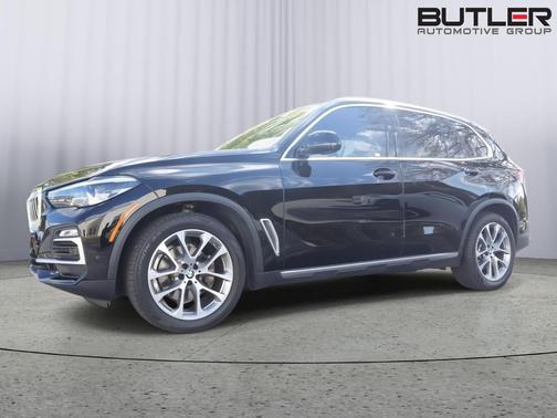 Jet Black 2021 BMW X5 sDrive40i