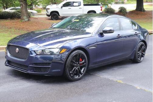 2017 Jaguar XE 35t Premium