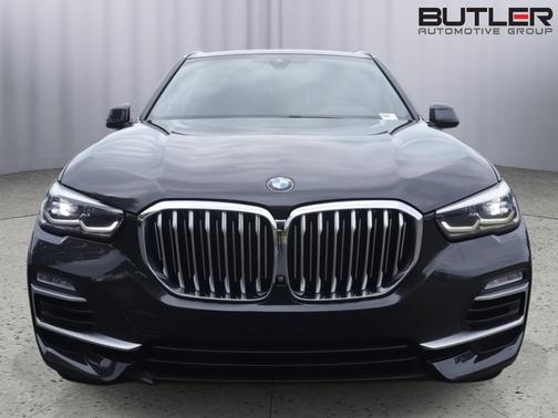 Dark Graphite Metallic 2021 BMW X5 sDrive40i
