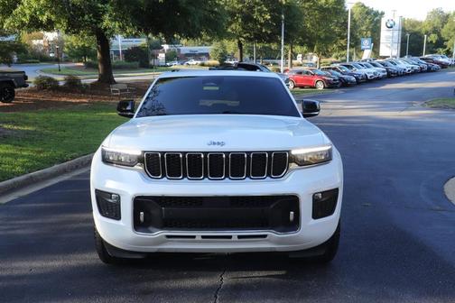 2022 Jeep Grand Cherokee Overland