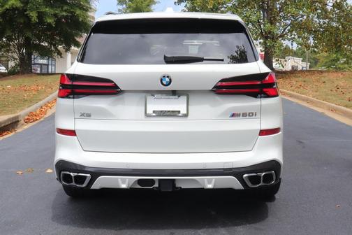 2026 BMW X5 M60i