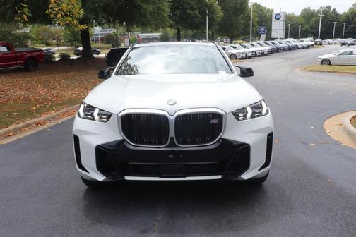 2026 BMW X5 M60i