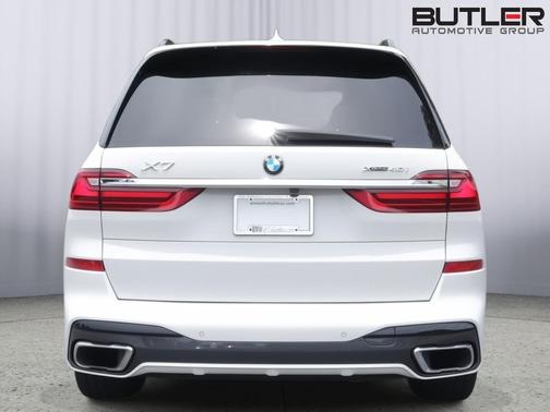 Alpine White 2022 BMW X7 xDrive40i
