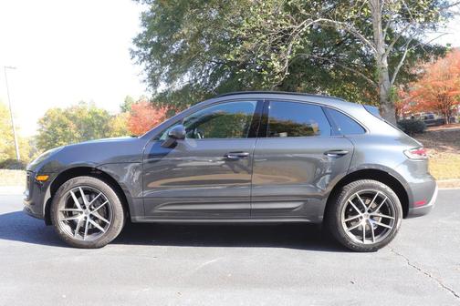 2024 Porsche Macan Base