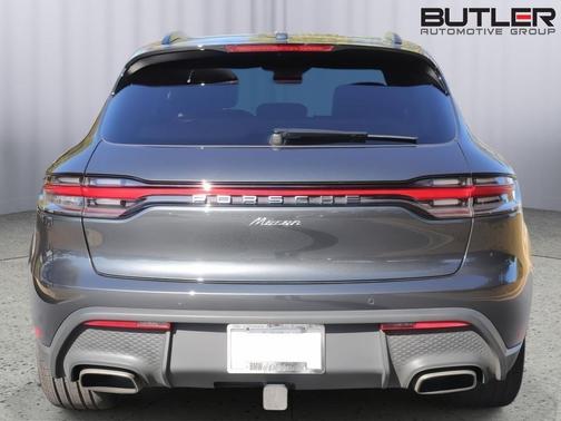 2024 Porsche Macan Base