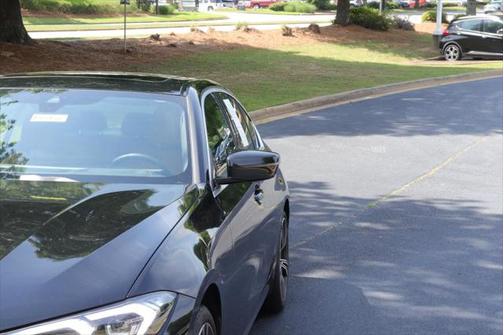 2024 BMW 330 i