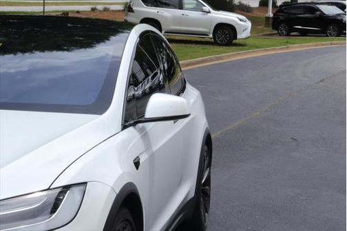2022 Tesla Model X Plaid Tri Motor All-Wheel Drive