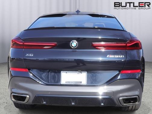 2023 BMW X6 M50i